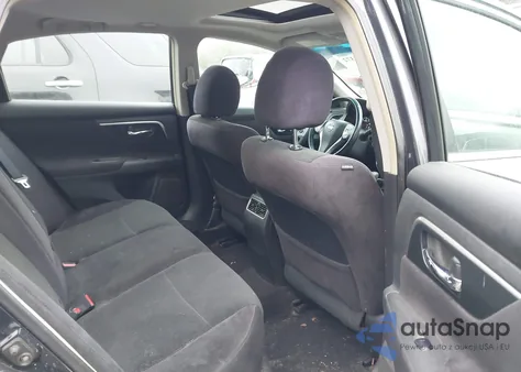 2013 Nissan Altima 2.5 Sv z USA, uszkodzony, nr VIN 1N4AL3AP6DC152478